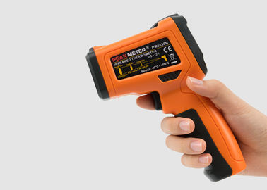 Le thermomètre infrarouge tenu dans la main fait sur commande K - dactylographiez à sonde de la température la réponse rapide superbe